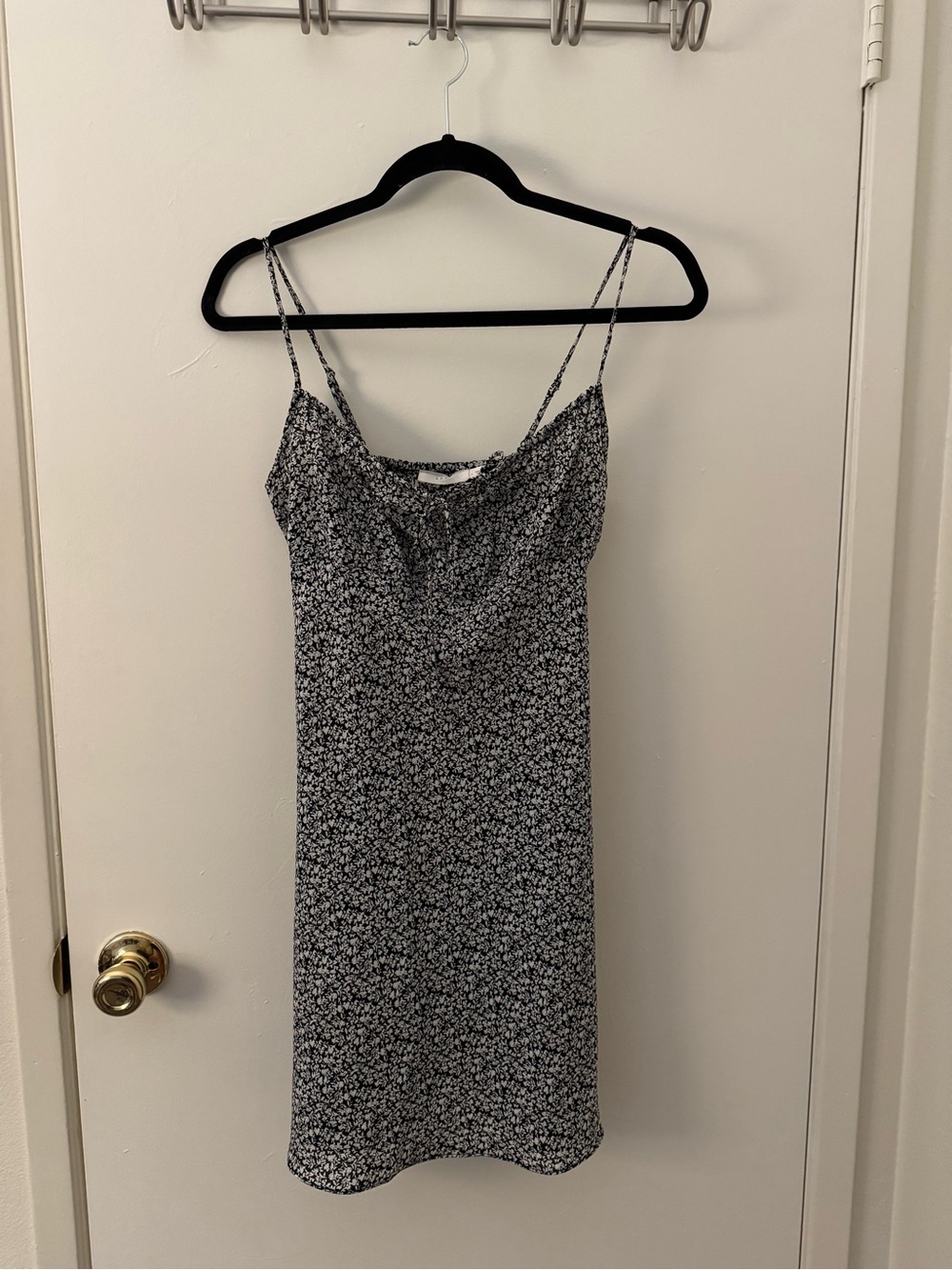 Skirt Subcategory Identification
